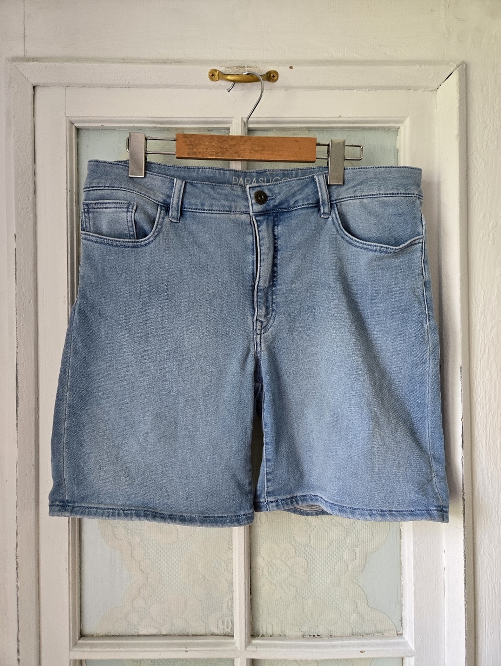 Parasuco Light Wash Denim Bermuda Shorts Size 14